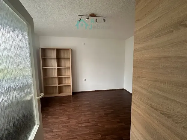 Pronájem bytu 2+1, Pardubice, Stavbařů, 56 m2
