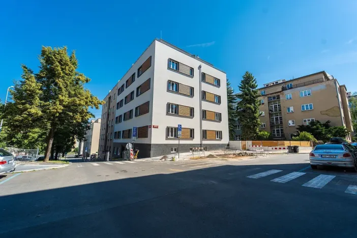 Prodej bytu 3+kk, Praha - Břevnov, Pod Drinopolem, 75 m2