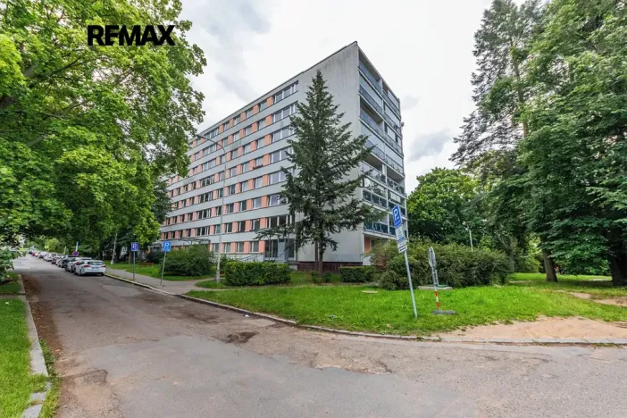 Prodej bytu 2+kk, Praha - Kobylisy, Třebenická, 41 m2