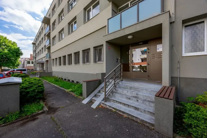 Prodej bytu 3+1, Mnichovo Hradiště, Víta Nejedlého, 89 m2