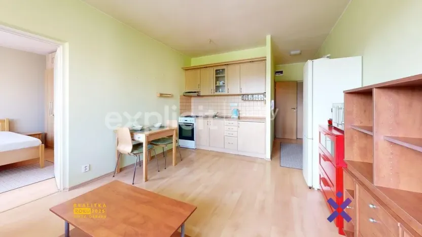 Pronájem bytu 2+kk, Zlín, 2. května, 38 m2