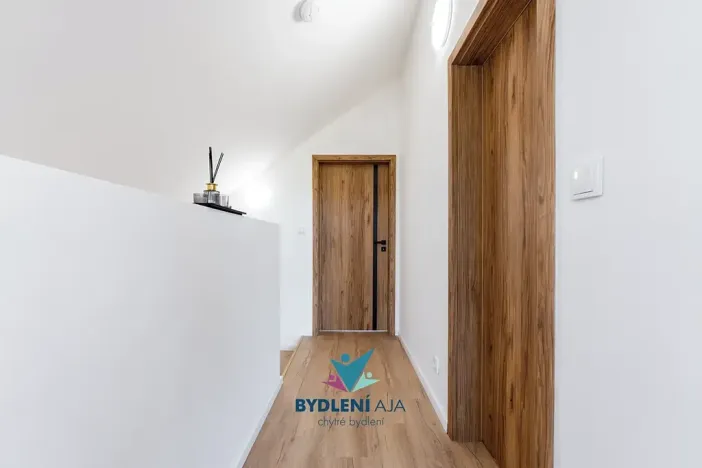 Prodej rodinného domu, Bystřany, 284 m2