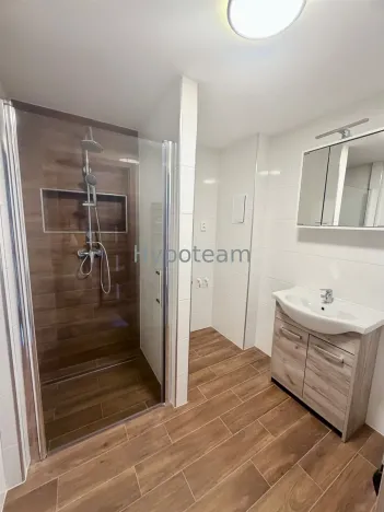 Pronájem bytu 2+kk, Ústí nad Labem, okres ústí nad labem, Resslova, 48 m2