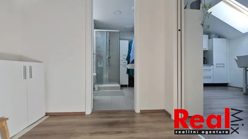 Pronájem bytu 2+kk, Brno, Moravanská, 52 m2