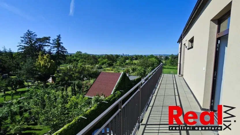 Pronájem bytu 2+kk, Brno, Moravanská, 52 m2