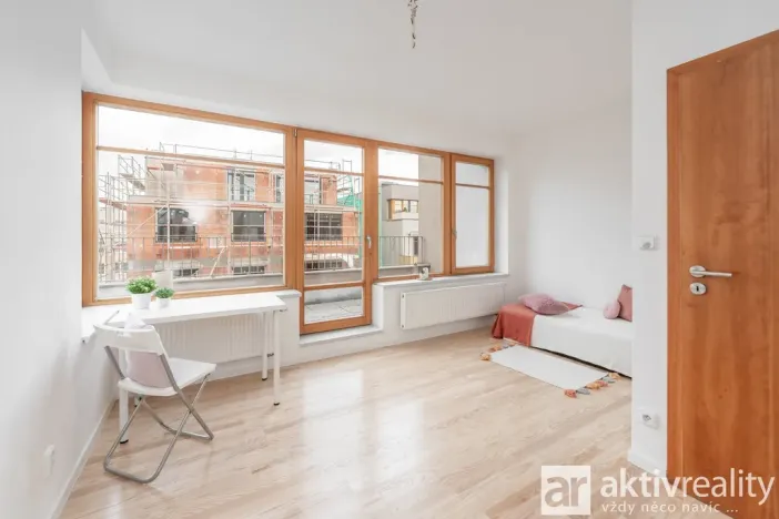 Prodej bytu 3+1, Praha - Žižkov, Mezi domky, 110 m2