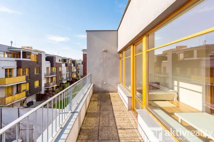 Prodej bytu 3+1, Praha - Žižkov, Mezi domky, 110 m2