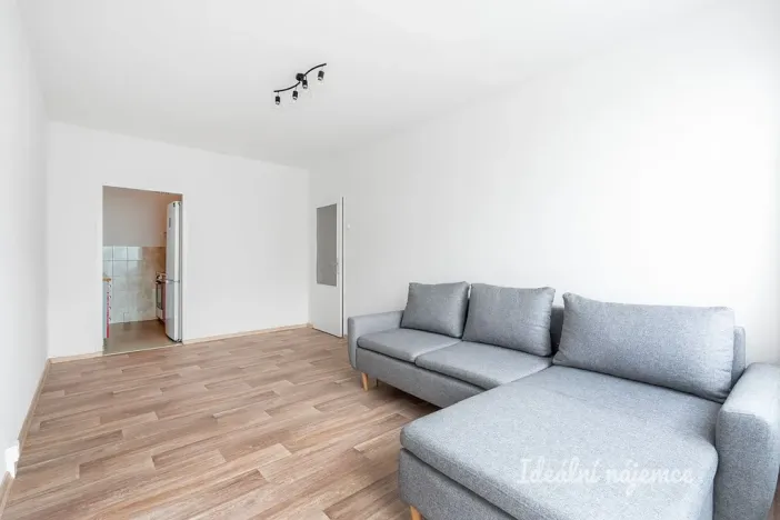 Pronájem bytu 2+kk, Praha, Slancova, 47 m2