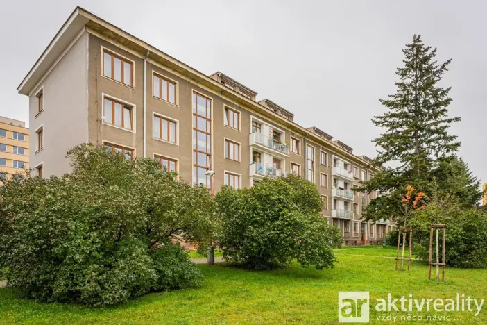 Pronájem bytu 2+1, Neratovice, Dr. E. Beneše, 67 m2