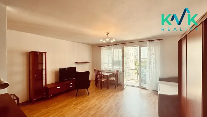 Pronájem bytu 1+kk, Karlovy Vary, Waldertova, 39 m2