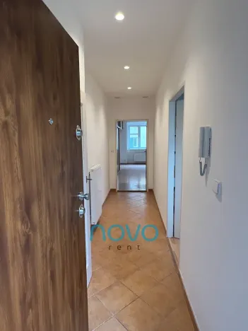 Pronájem bytu 2+kk, Praha - Žižkov, Křišťanova, 53 m2