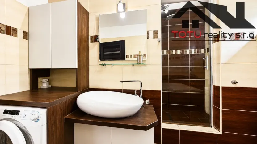 Prodej rodinného domu, Trutnov, 240 m2