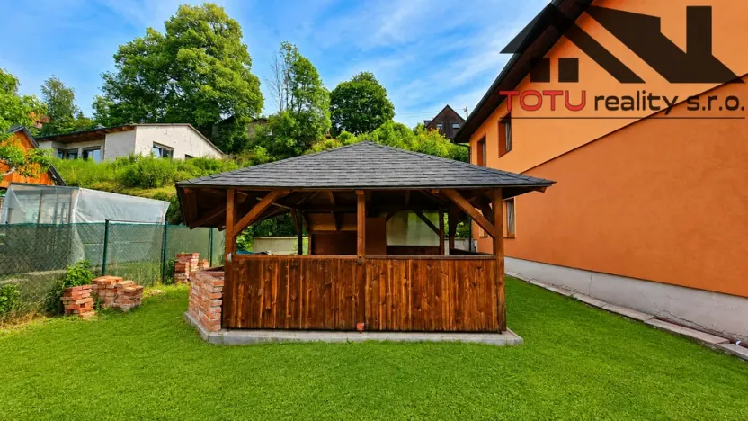 Prodej rodinného domu, Trutnov, 240 m2