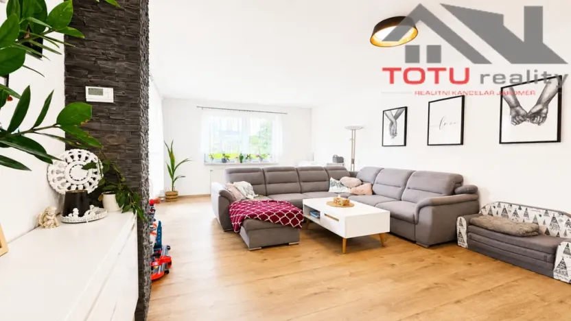 Prodej rodinného domu, Trutnov, 240 m2