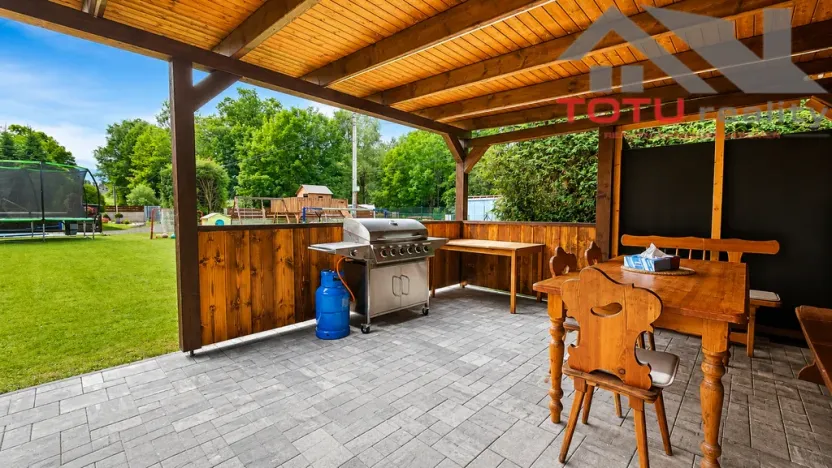 Prodej rodinného domu, Trutnov, 240 m2