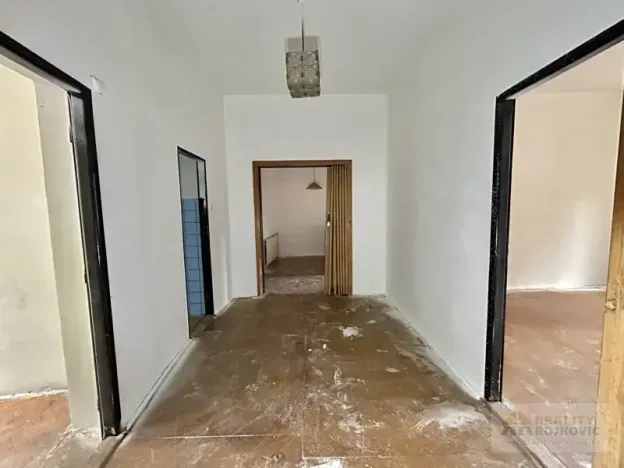 Prodej bytu 3+1, Broumov, Přadlácká, 104 m2