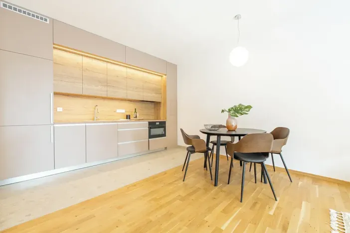 Prodej bytu 2+kk, Praha - Čimice, Čimická, 57 m2