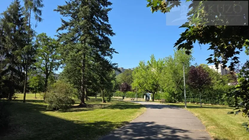 Pronájem bytu 3+kk, Praha, Bělčická, 58 m2