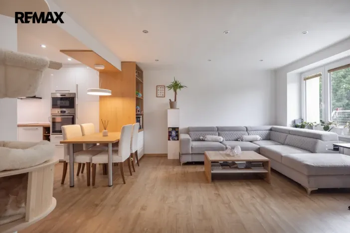 Prodej bytu 2+kk, Meziboří, Hornická, 58 m2