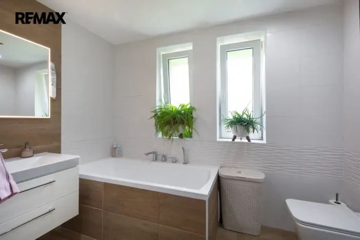 Prodej bytu 2+kk, Meziboří, Hornická, 58 m2