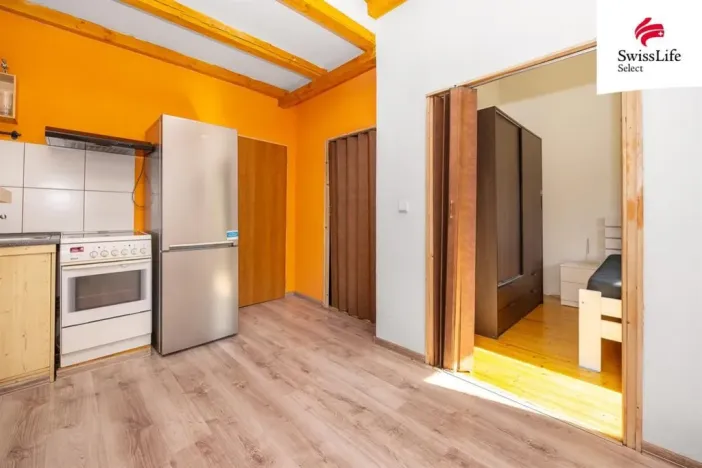 Prodej komerční nemovitosti, Holice, Holubova, 253 m2