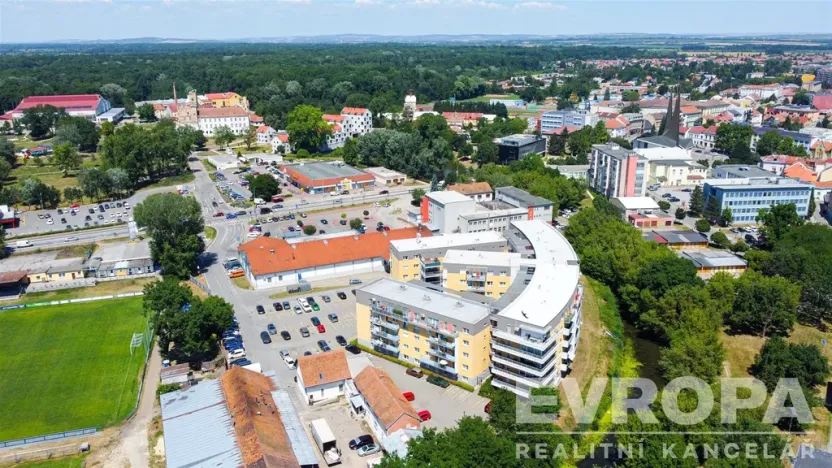 Prodej bytu 4+kk, Břeclav, třída 1. máje, 104 m2