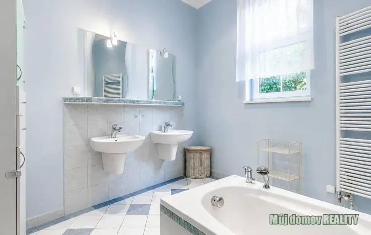 Pronájem vícegeneračního domu, Praha - Písnice, Putimská, 13000 m2
