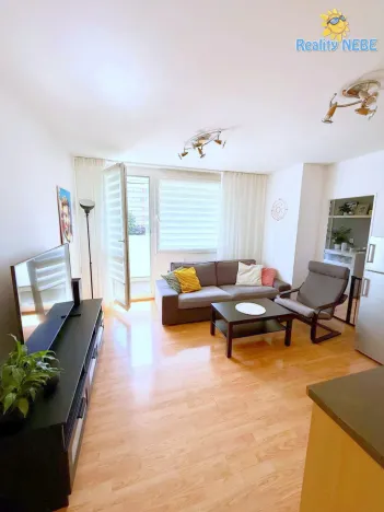 Pronájem bytu 1+1, Praha - Lhotka, Jílovská, 40 m2