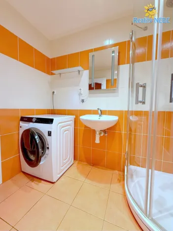 Pronájem bytu 1+1, Praha - Lhotka, Jílovská, 40 m2