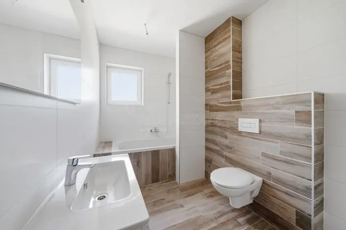 Prodej bytu 2+kk, Bahnhofstraße,Groß-Siegharts,Rakousko, 49 m2