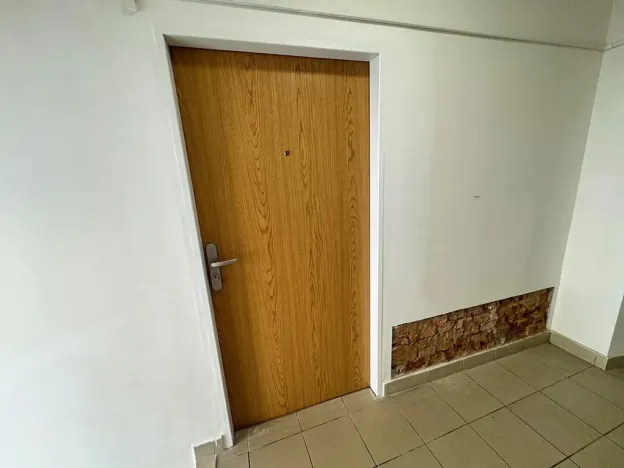 Pronájem bytu 2+kk, Bělá pod Bezdězem, Masarykovo náměstí, 41 m2