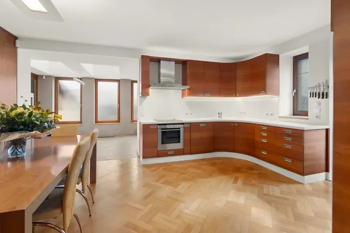 Prodej rodinného domu, Praha - Kyje, Sklenská, 200 m2