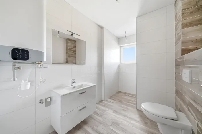 Prodej bytu 2+kk, Bahnhofstraße,Groß-Siegharts,Rakousko, 45 m2