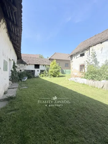 Prodej rodinného domu, Chvaletice - Hornická Čtvrť, 198 m2
