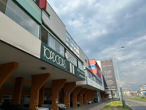 Pronájem bytu 1+kk, Praha - Vysočany, Poděbradská, 38 m2