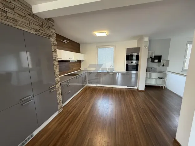 Prodej rodinného domu, Hostivice, Lipová, 300 m2