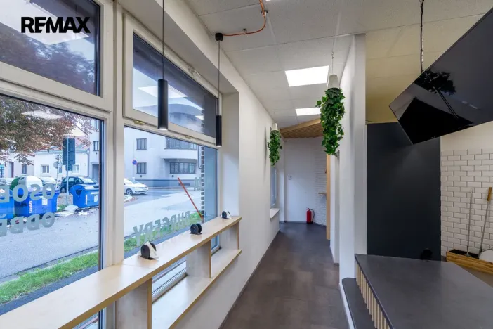 Pronájem restaurace, Hradec Králové - Pražské Předměstí, Habrmanova, 74 m2