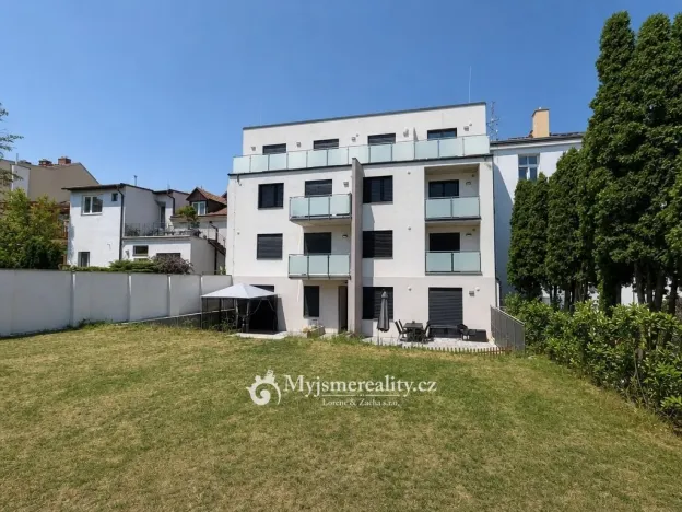 Pronájem bytu 2+kk, Znojmo, Jarošova, 44 m2