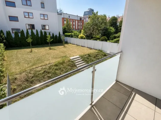 Pronájem bytu 2+kk, Znojmo, Jarošova, 44 m2