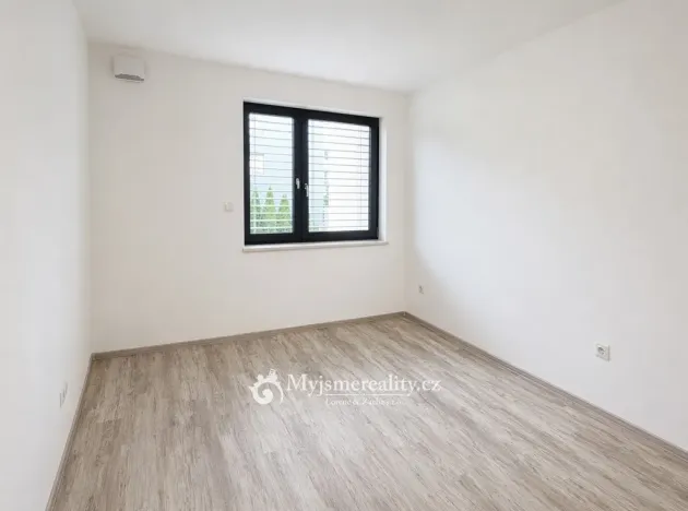 Pronájem bytu 2+kk, Znojmo, Jarošova, 44 m2