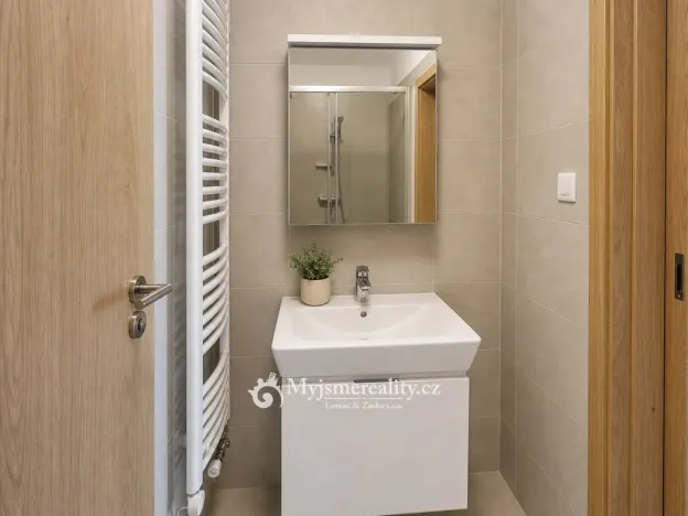 Pronájem bytu 2+kk, Znojmo, Jarošova, 44 m2