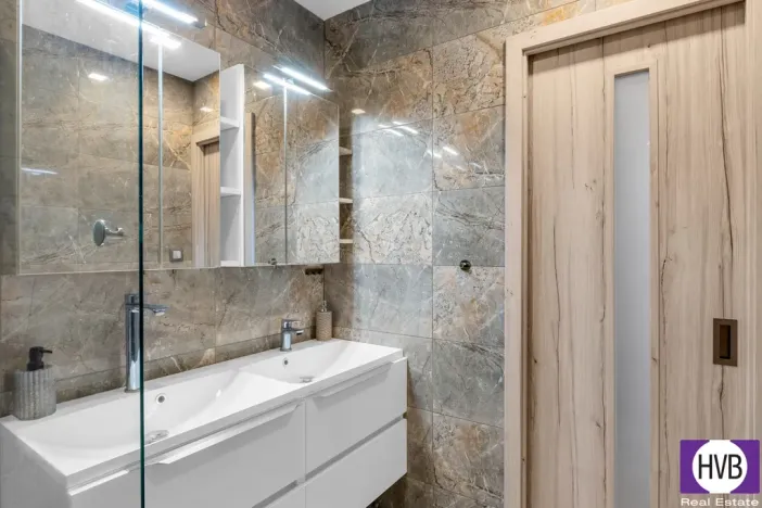 Prodej bytu 4+kk, Praha, Ohradní, 72 m2