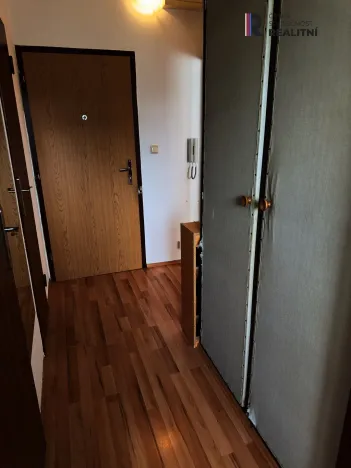Pronájem bytu 1+1, Zlín, Javorová, 34 m2
