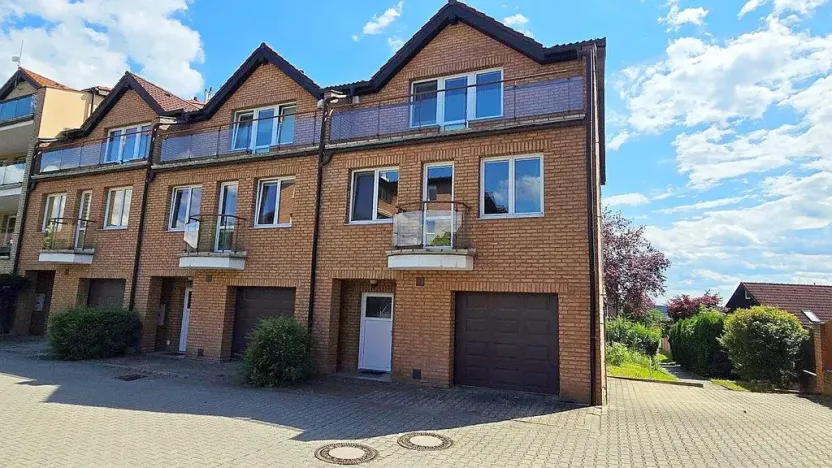 Prodej rodinného domu, Dolní Břežany, Dělnická, 214 m2