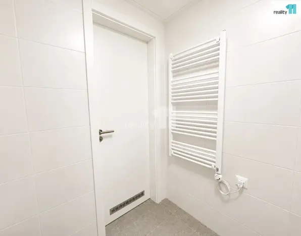 Prodej bytu 2+kk, Praha, Kolmanova, 51 m2