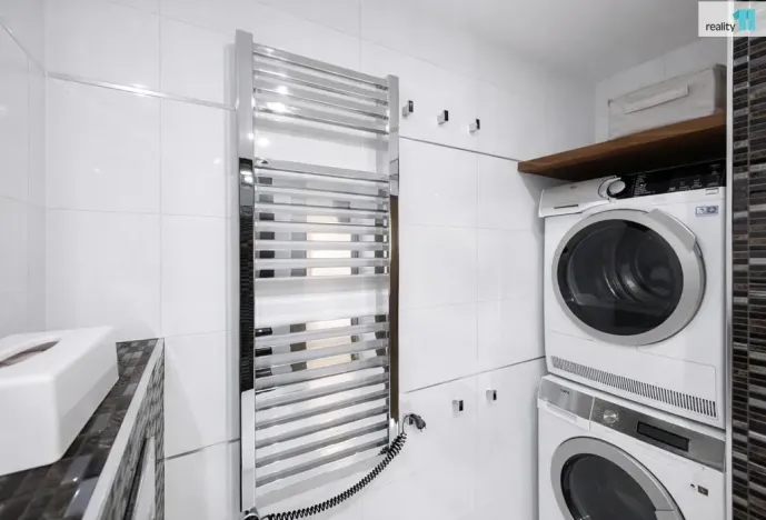 Prodej bytu 3+kk, Průhonice, Na Sídlišti III, 73 m2