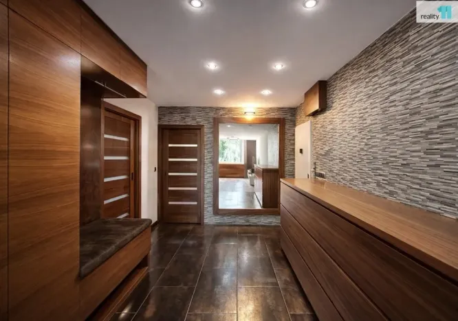 Prodej bytu 3+kk, Průhonice, Na Sídlišti III, 73 m2