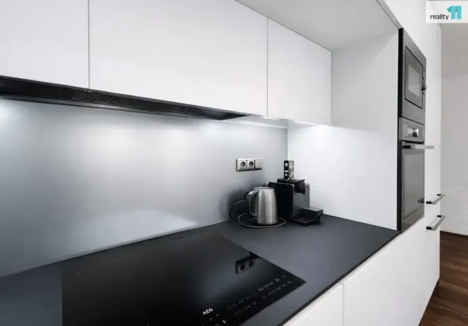 Prodej bytu 3+kk, Průhonice, Na Sídlišti III, 73 m2