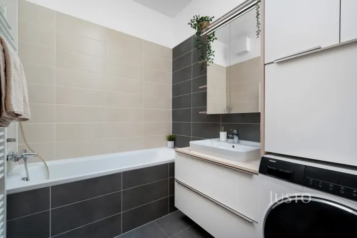 Prodej bytu 3+kk, Rosice, Karla IV., 77 m2
