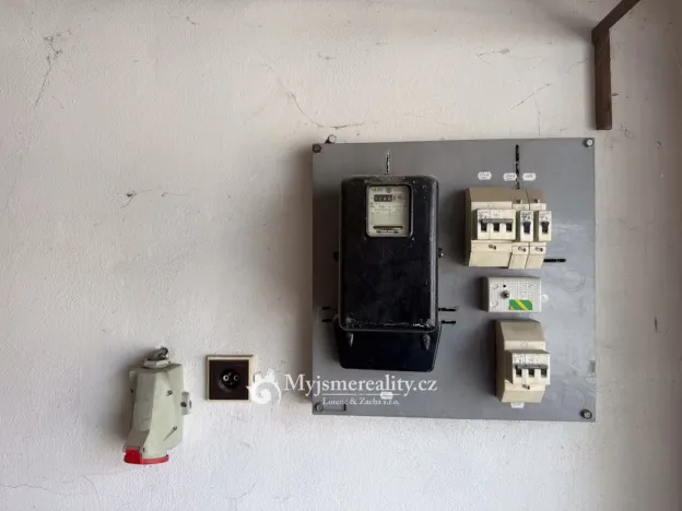 Prodej garáže, Znojmo, Havlíčkova, 20 m2